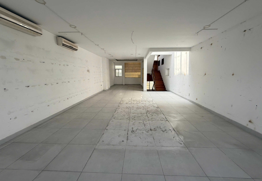 Cho Thuê nhà mặt tiền  Nguyễn văn linh, phú Mỹ hưng 