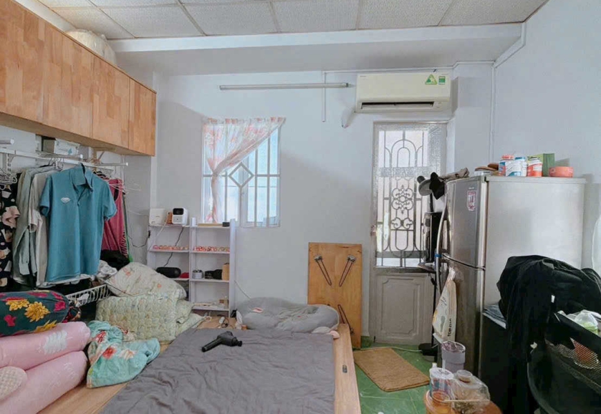 GIÁ :4TỶ399 TRIỆU TL  CHÍNH CHỦ CẦN BÁN NHÀ SỔ HỒNG RIÊNG  ĐƯỜNG TÂN MỸ - NGAY CỔNG TRƯỜNG ĐAỊ HỌC MAKETING - QUẬN 7. CÁCH XE HƠI 3 CĂN NHÀ 