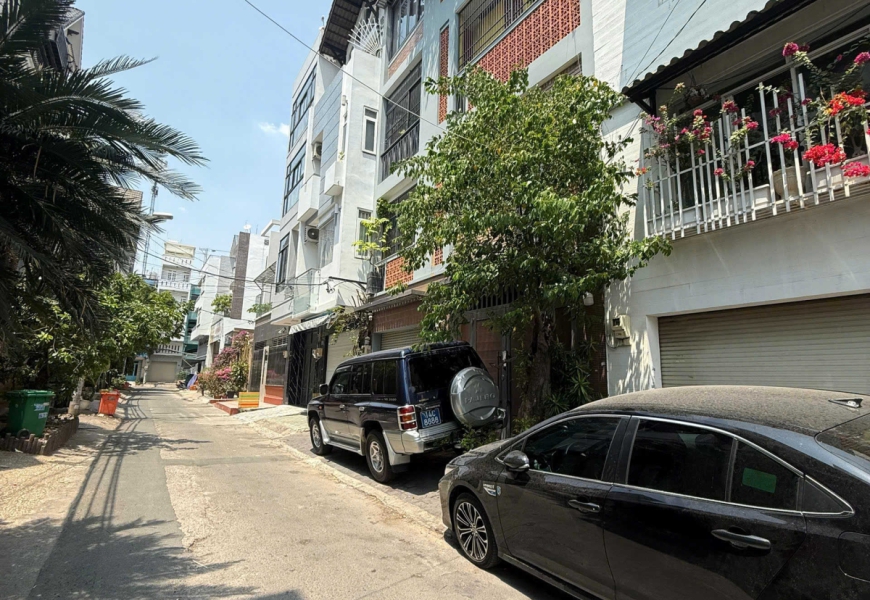 Bán nhà hẻm xe hơi Dương Bá Trạc, Quận 8