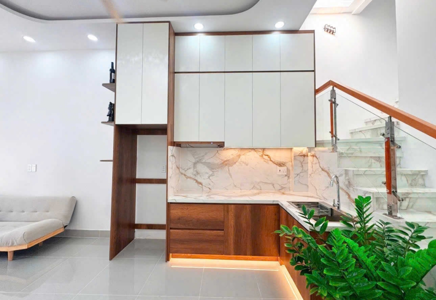 Nhà bán (Quận 7) - Huỳnh Tấn Phát  Bán nhà hẻm 2.5m đường Huỳnh Tấn Phát, p. Tân Thuận