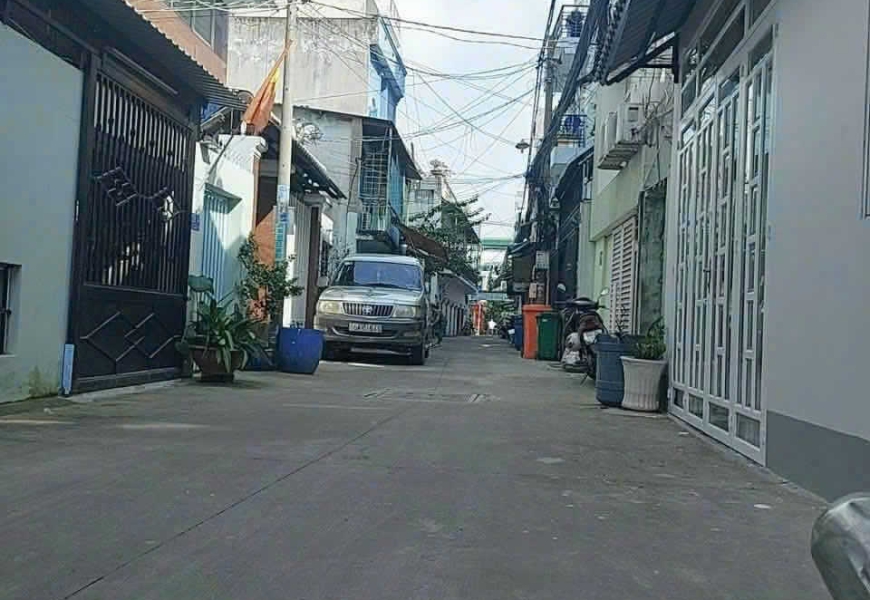 Chinh chủ Bán Nhà Hẻm Thẳng Xe Hơi 6m Bùi Văn Ba Quận 7