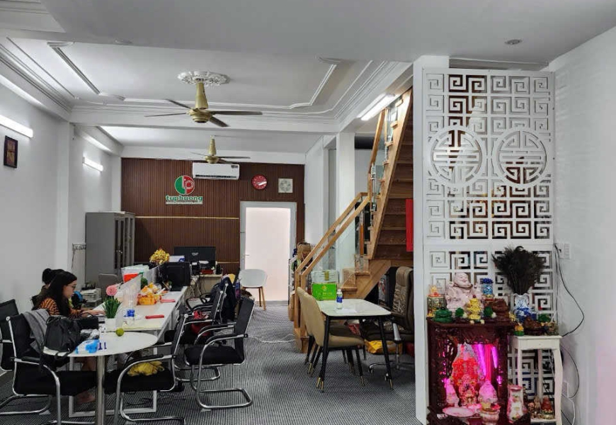 CHO THUÊ NHÀ NGUYÊN CĂN MẶT TIỀN ĐƯỜNG SỐ 71, F. TÂN HƯNG, QUẬN 7