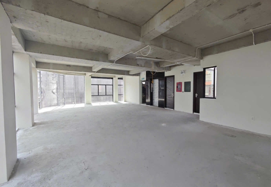 CHO THUÊ TÒA NHÀ MẶT TIỀN 1000m2 sàn NGUYỄN THỊ THẬP, Himlam-  Q7