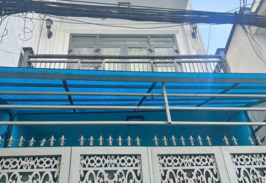 HÀNG MỚI VỪA VỀ - 7Tỉ900  Nhà hẻm 98 Bùi Văn Ba – vị trí đẹp, dễ khai thác