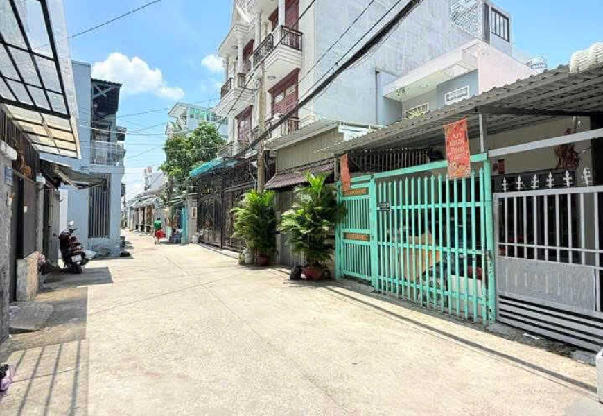 BÁN NHÀ MẶT TIỀN KINH DOANH - ĐƯỜNG 8M - XE HƠI CHẠY TỚI Hẻm 2129/20 - Huỳnh Tấn Phát - Thị Trấn Nhà Bè … TPHCM