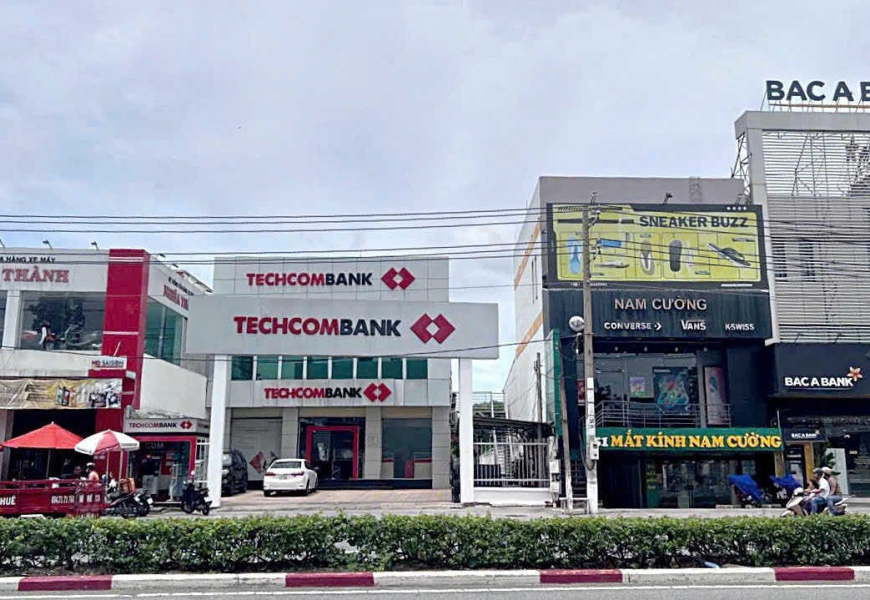 Bán lô đất mặt tiền đại lộ Bình Dương, đối diện toà nhà Becamex