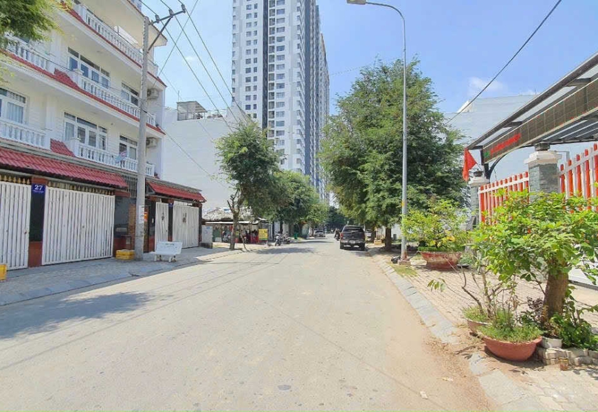 BÁN TOÀ CHDV LÊ THỊ CHỢ, KDC LACASA, P. PHÚ THUẬN, Q.7 - TK 16 phòng + MB