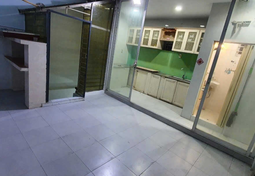 Bán nhà hẻm ô tô 1347 Huỳnh Tấn Phát, Phú Thuận, quận 7