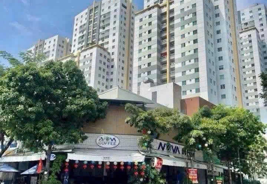 CHO THUÊ MẶT BẰNG KDBB ĐƯỜNG 20M KHU CÔNG ÍCH ĐỐI DIỆN CĂN HỘ BELLEZA Q7 . TRỤC ĐƯỜNG SẦM UẤT KDBB ĐA NGÀNH NGHỀ