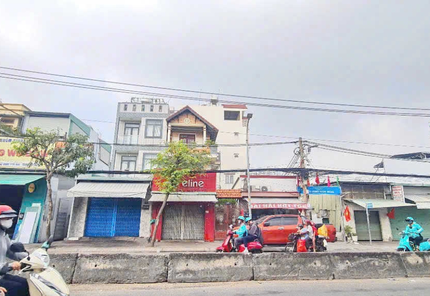 Hàng hót Bán Góc 2 mặt tiền Huỳnh Tấn Phát, P. Tân Phú, Q.7