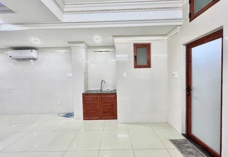 CẦN ĐẨY GẤP MẶT BẰNG - Địa chỉ: 71A đường số 53, Tân Hưng, TP.HCM