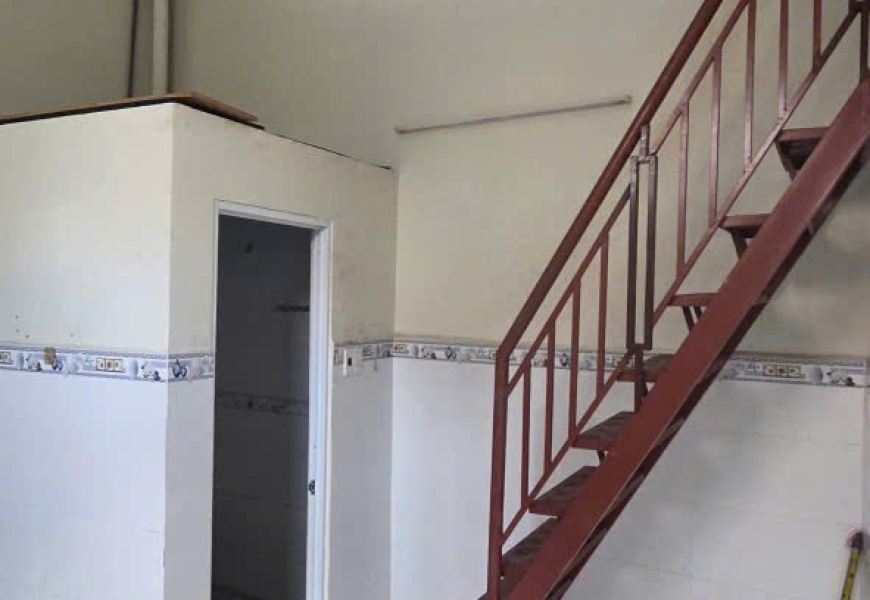 Bán nhà hẻm 289/7/1 Trần Xuân Soạn gần mặt tiền đường lớn cách 50m, 50m2 đất thịt không lộ giới, giáp 2 mặt thoáng, có cổng chung an ninh dựng xe thoải mái