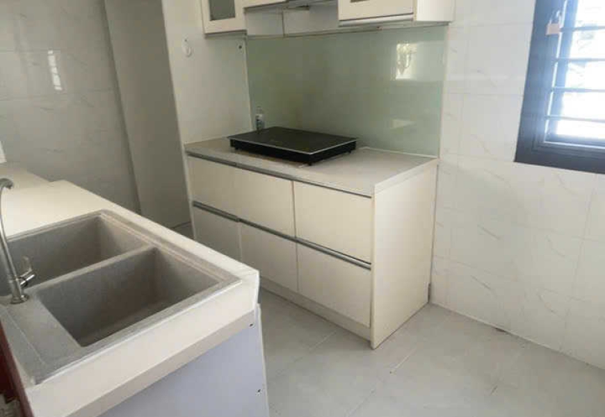 Cho thuê nhà mt đường số 81- Nguyễn Thị Thập, q7