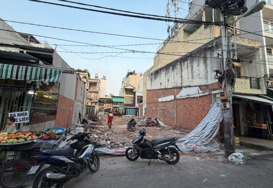 Bán đất hẻm 3,5m 1041 Trần Xuân soạn,p Tân Hưng