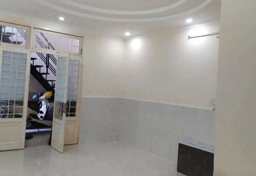 CHÍNH CHỦ CẦN BÁN NHÀ SỔ HỒNG RIÊNG  31/ĐƯỜNG NGUYỄN THỊ XIẾU - QUẬN 7