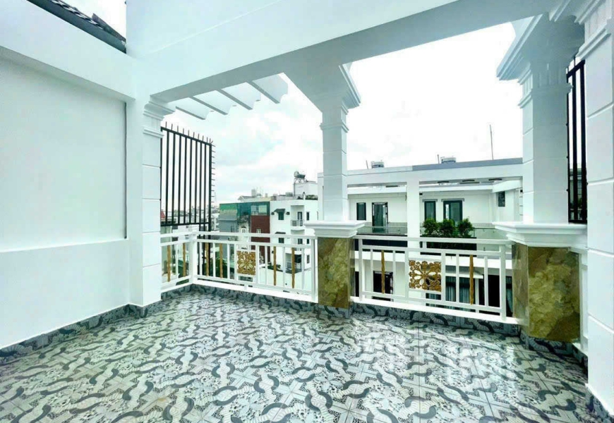 Nhà 3 Lầu Sổ Hồng Riêng Hẻm Xe Hơi Ngủ Trong Nhà - Huỳnh Thị Đồng Cạnh Bên Quận 7 - Phú Mỹ Hưng - Giá Siêu Rẻ 7Tỷ200Tr
