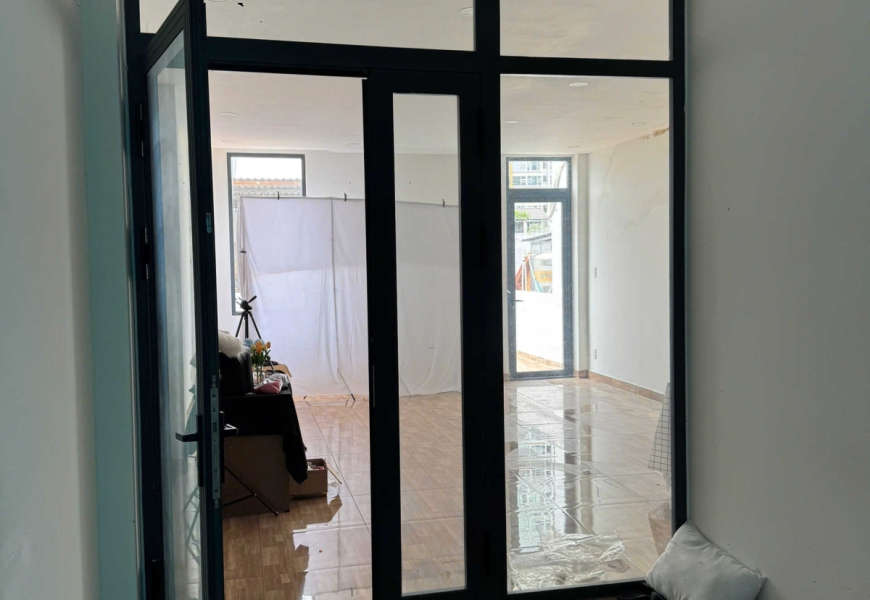 Mặt tiền kinh doanh Hoàng Quốc Việt, Quận7