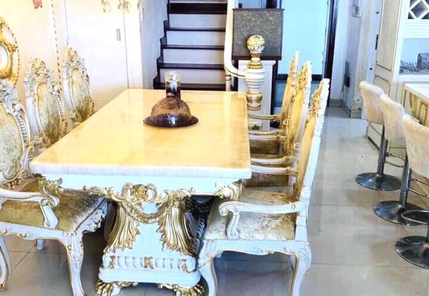 3,5 TỶ BÁN CĂN HỘ PHÚ HOÀNG ANH,ĐƯỜNG NGUYỄN HỮU THỌ BÁN 3TỶ5 TRẢ TRƯỚC 50% CÒN HỔ TRỢ 50% TRẢ GÓP LẢI XUẤT NGÂN HÀNG . HOẶC CHO THUÊ 850 USD / THÁNG . DIỆN TÍCH SỬ DỤNG 160M2 . NỘI THẤT HOÀNG GIA CAO CẤP . 3 PHÒNG NGỦ 2 TOLET TRONG PHÒNG , 1 VĂN PHÒNG 15
