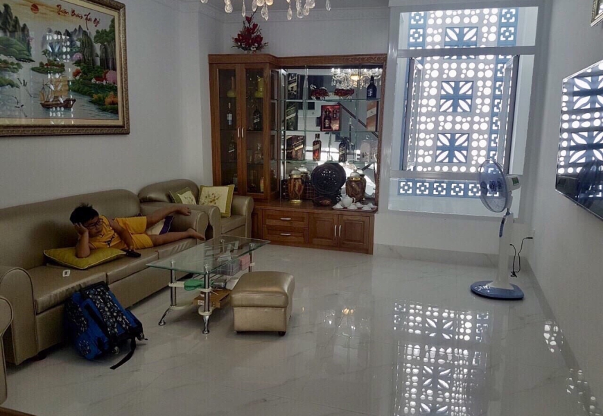 BÁN NHÀ HẺM XE HƠI