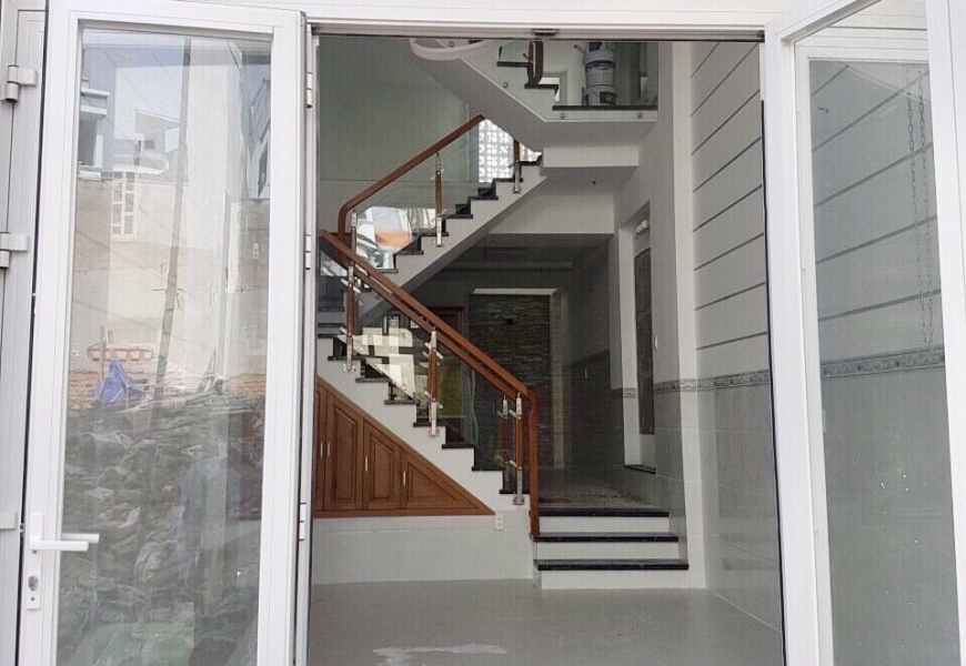 BÁN NHÀ HẺM XE HƠI