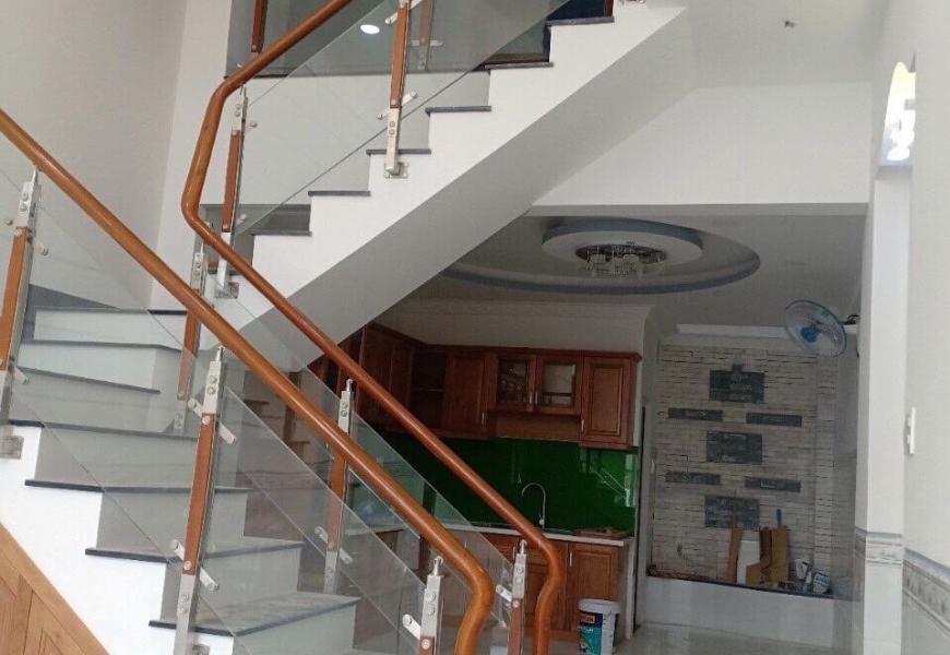 BÁN NHÀ HẺM XE HƠI