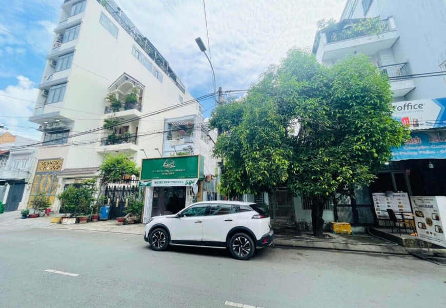 Bán nhà cấp 4 MT đường số 3,p Tân kiểng,Q7