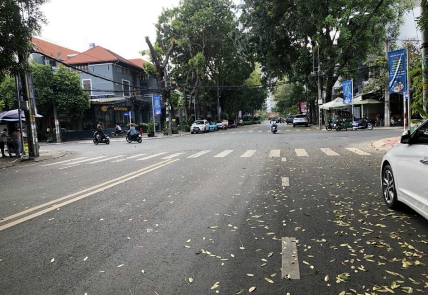 BÁN LÔ ĐẤT KDC NAM LONG,TRẦN TRỌNG CUNG,Q7 DT:5X24 CN:120 M2