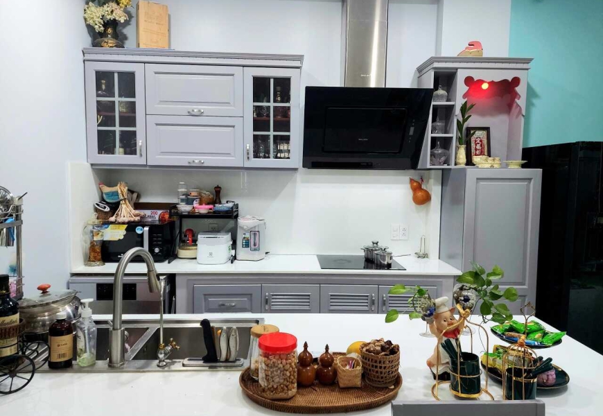NHÀ PHỐ HXH góc 2 MT , huỳnh tấn phát p. Phú thuận QUẬN 7