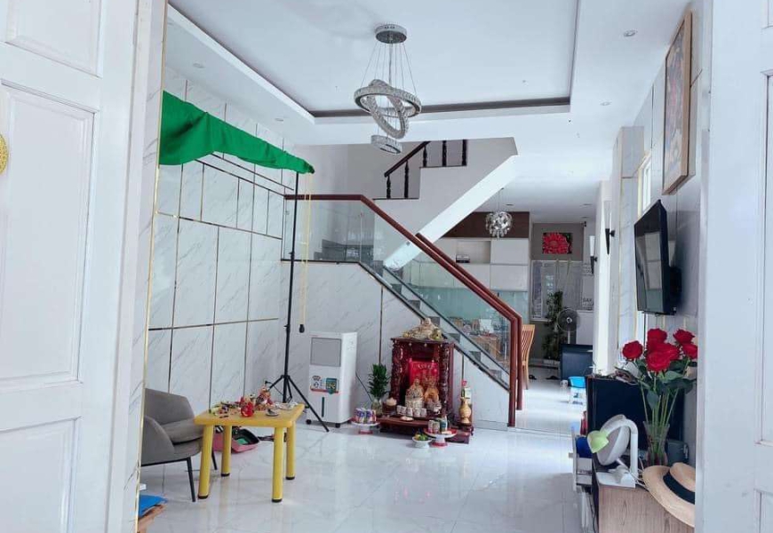 0914020039 EM DUNG Bán nhà 3 tầng hẻm xe hơi tận nhà, khu bộ công an Nguyễn Văn Quỳ quận 7