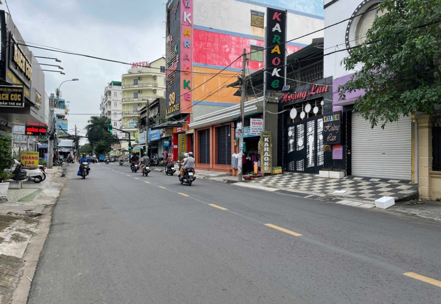 Bán nhà MT đường số 37 kinh doanh đông đúc