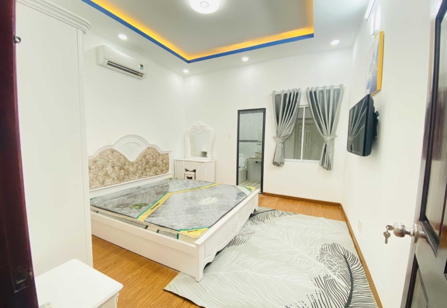 Giảm 1,3 tỷ cần bán gấp BÁN NHÀ MẶT TIỀN DƯƠNG CÁT LỢI RỘNG 20m,GẦN CHỢ PHÚ XUÂN (NHÀ BÈ-Q7)
