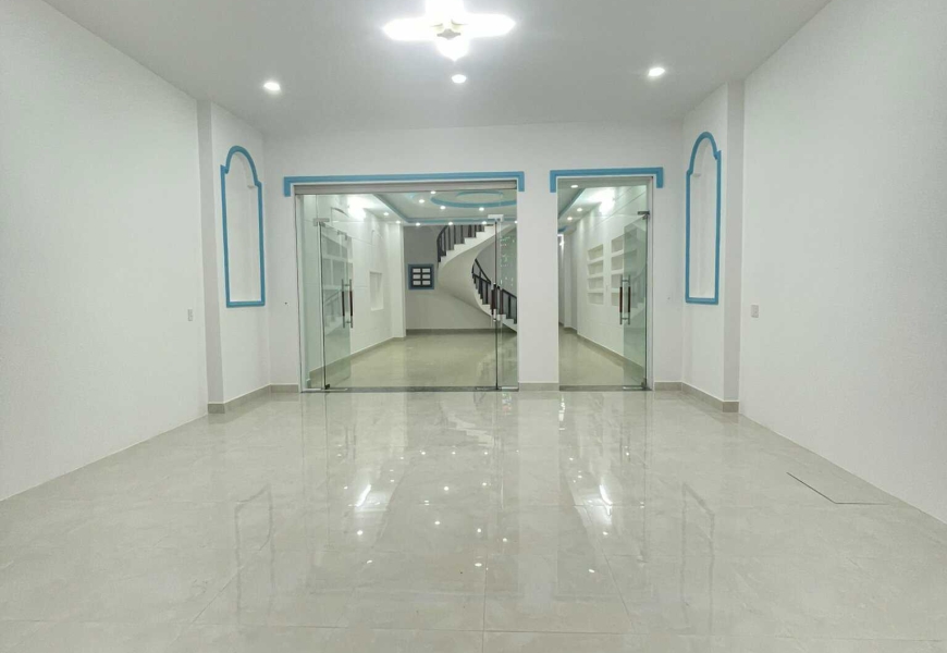 Bán nhà 1 lầu mặt tiền huỳnh tấn phát,p phú mỹ Q7