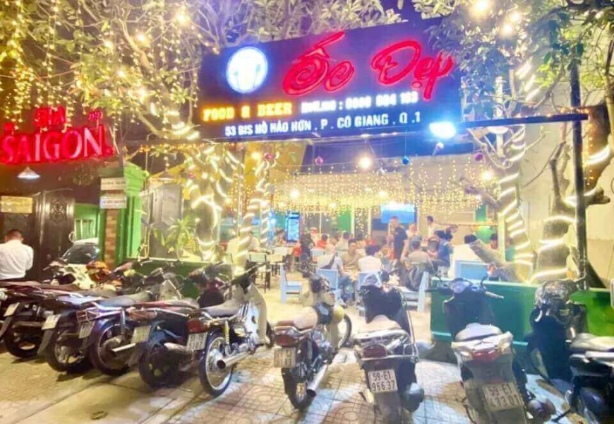 CHO THUÊ BIỆT THỰ CỔ QUẬN 1 - MẶT TIỀN HỒ HÀO HỚN.P.CÔ GIANG.Q.1 - 280TR/THÁNG