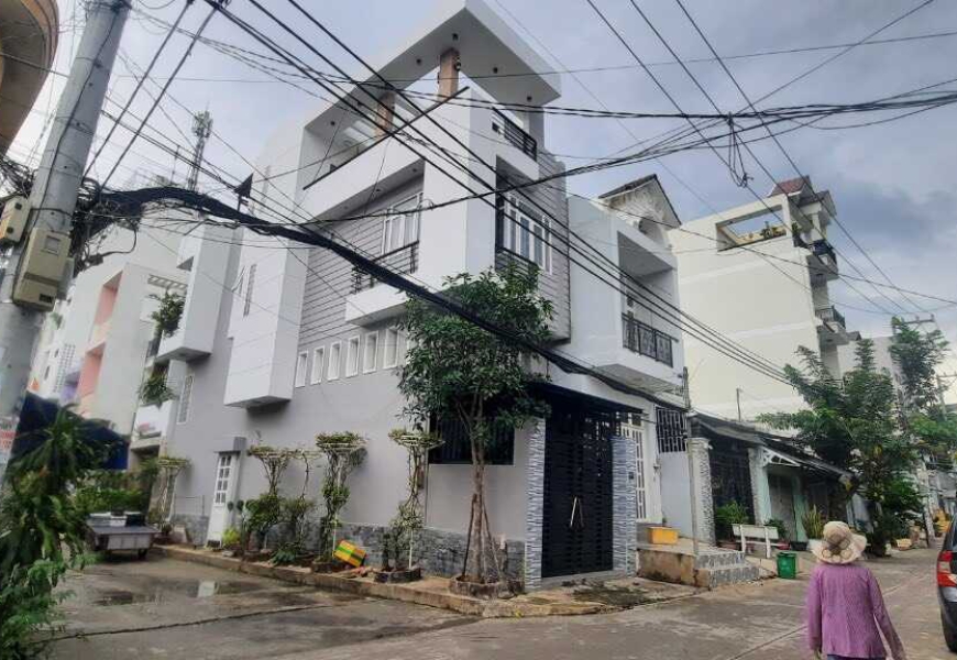 Bán căn góc 2MT hẻm 8m đường gò ô môi, Q7