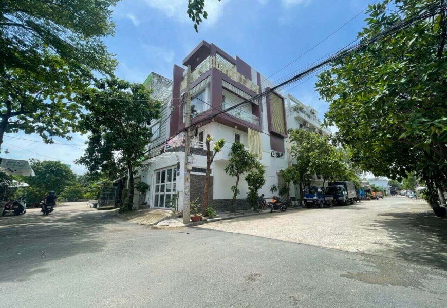 BÁN NHÀ PHỐ ĐẸP góc 2 mặt tiền KHU dân cư kim Sơn , PHƯỜNG Tân phong , QUẬN 7