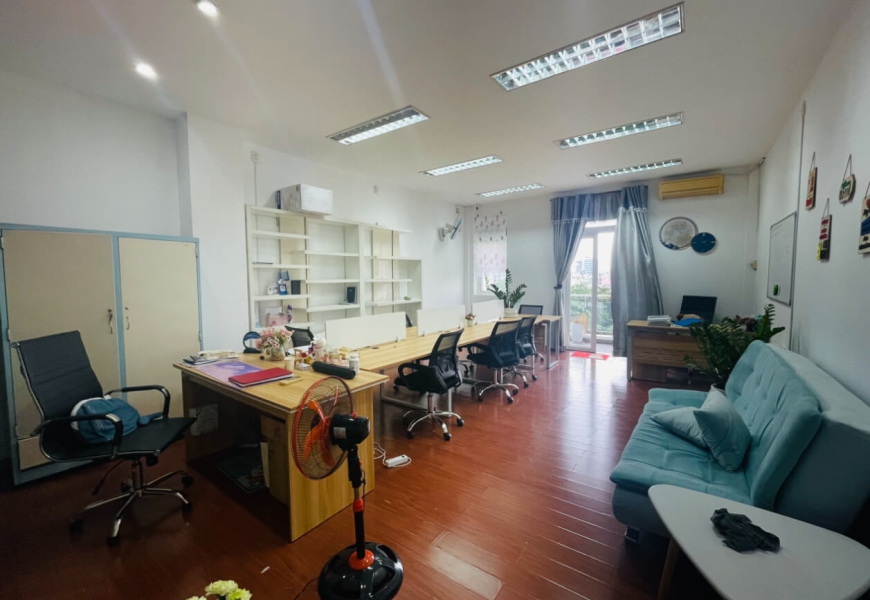 CHO THUÊ NHÀ ĐƯỜNG D4,KDC HIM LAM,Q7 - TẦNG 3 LÀM VĂN PHÒNG CTY HOẶC GĐ Ở - 13TR/THÁNG