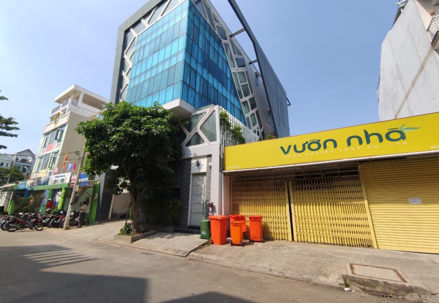 Giảm nhanh 1 tỷ..Giá mới 26,5tỷ TL Bán lô đất mặt tiền đường kdc nam long phú thuận Q7
