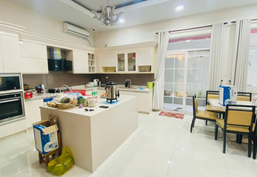 Cần Bán Biệt Thự Căn Góc Đường Lớn 35m Khu Đô Thị Him Lam Ngay Lotte Quận 7