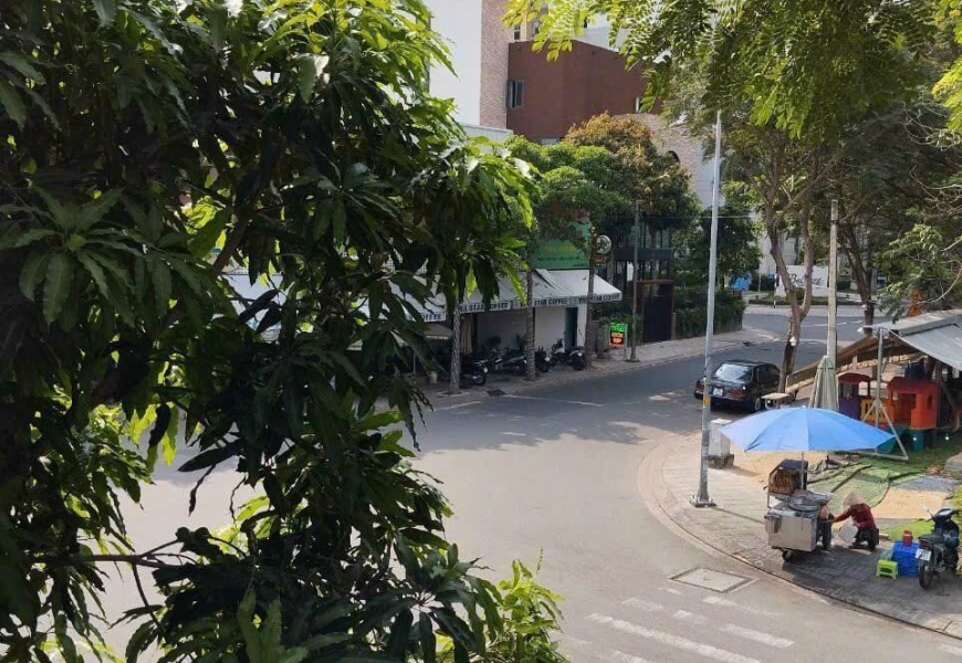 Bán khách sạn mặt tiền đường 2 Kdc công ích quận 4  phường phú mỹ Quận 7