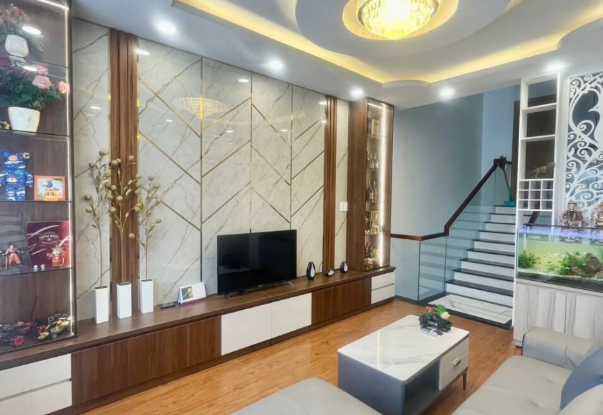 Bán nhà mới đẹp cao cấp mặt tiền đường số  , phường Tân quy ,Quận7 