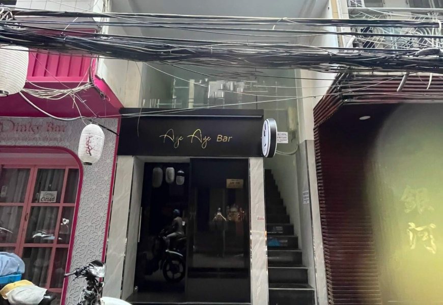Kẹt tiền cviec..giảm 5tỷ bán nhanh..Giá 11 tỷ..có dòng tiền 45tr/tháng..ngon hơn gởi NH Bán nhà hẻm xe hơi khu 8A đường Thái Văn Lung,p Bến Nghé,Quận 1