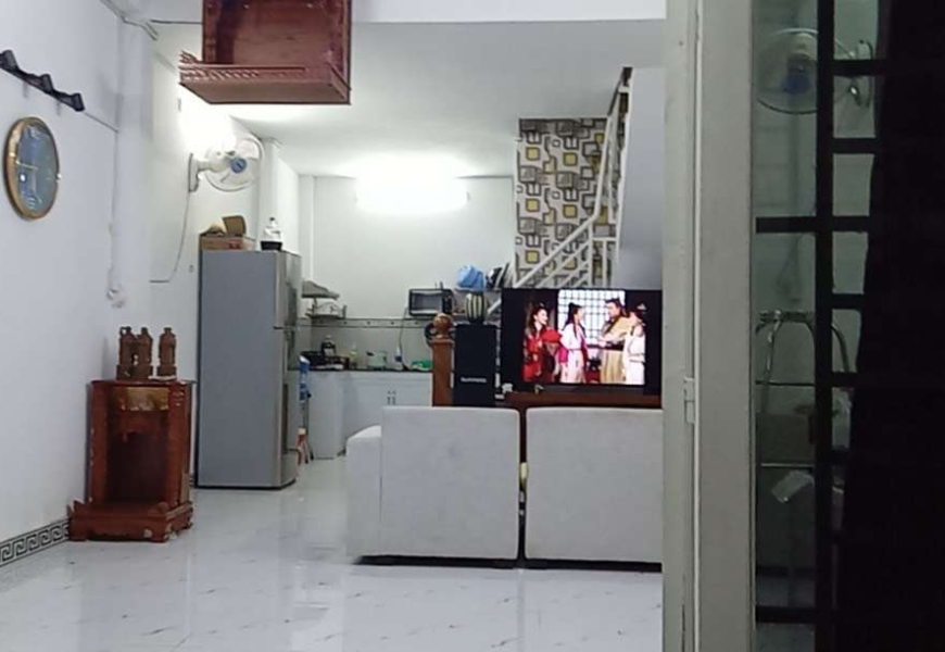 Cần bán nhà hẻm 67 Bùi Văn Ba, P. Tân Thuận Đông q7