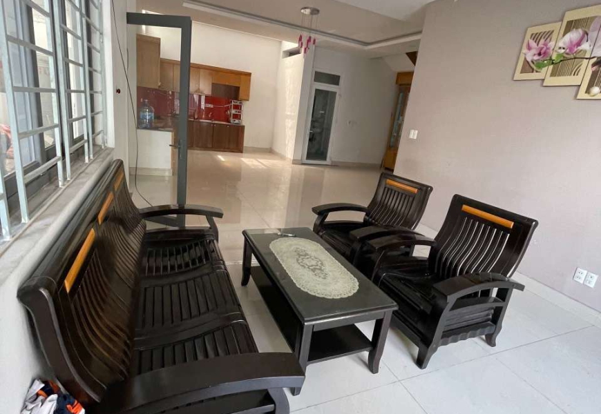 Đã có giấy tờ đi mỹ..cần bán nhanh giảm 2,5 tỷ…..Giá mới 16tỷ quá tốt  BÁN BIỆT THỰ KDC PHÚ THUẬN - P.PHÚ THUẬN QUẬN 7 - SAU LƯNG ĐIỆN MÁY XANH PHÚ MỸ