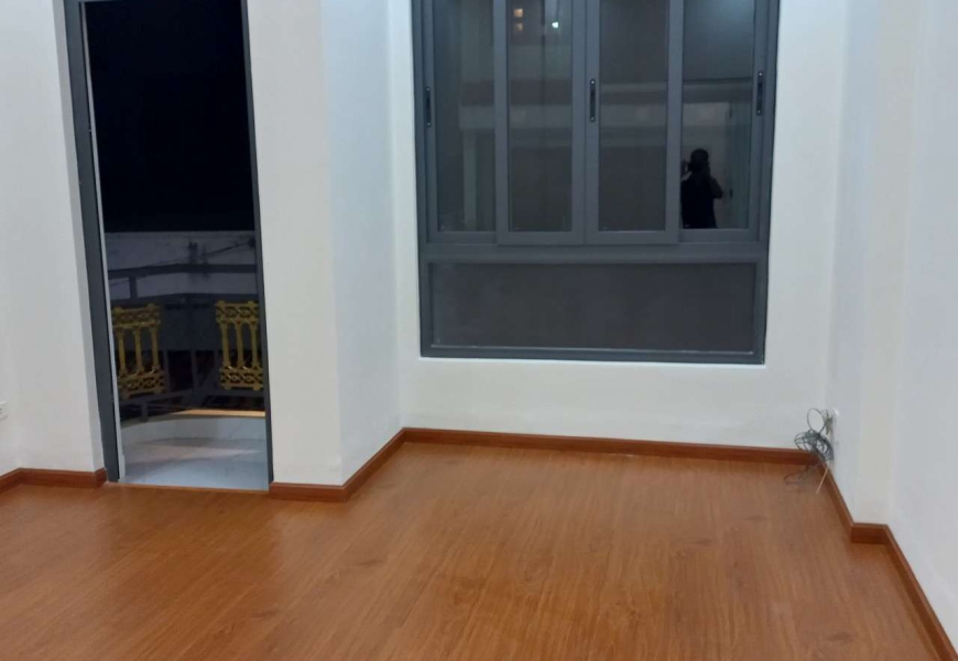 BÁN HOẶC CHO THUÊ - GIÁ BÁN 6.5 TỶ TL. GIÁ THUÊ 16TR/TH - NHÀ ĐẸP 3 LẦU NGUYỄN VĂN QUỲ, Q7