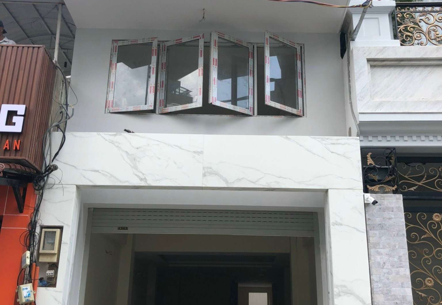 Cần Bán Gấp Giảm 10 Tỷ.  Bán Nhà MT Đường Nguyễn Hữu Cầu.Phường.Tân Định.Quận 1