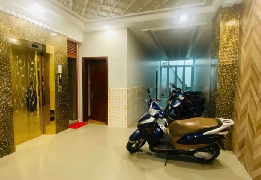 Bán khách sạn đang có hợp đồng thuê 60 tr/tháng.đường số p.Phú Mỹ .Q7 (khu công ích q4) 