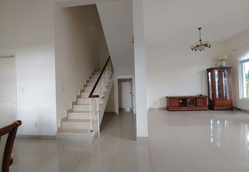 BÁN CĂN GÓC 3 MẶT TIỀN ĐƯỜNG MỸ GIANG 1 - PMH