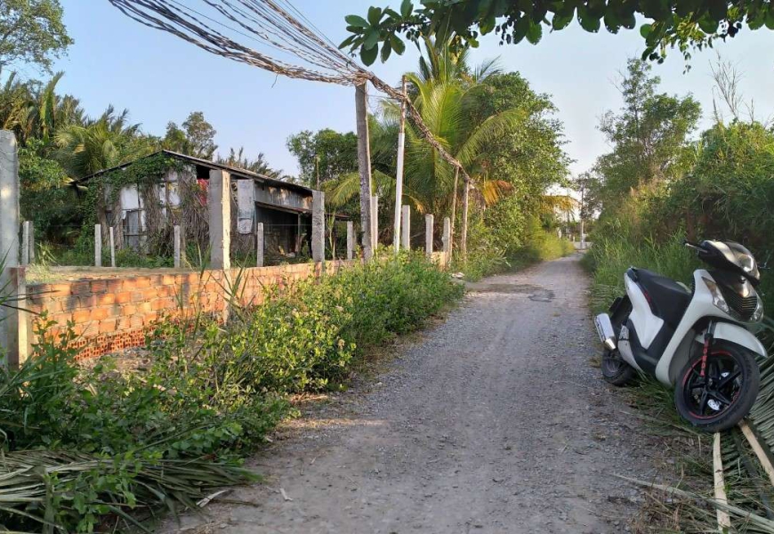 Bán lô đất vườn đường xe Tải ngay cầu rạch Tôm nhà bè