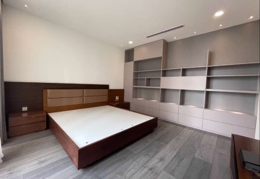 Bán nhà mặt tiền nội khu 1 khu nam viên, P. Tân phú Q7