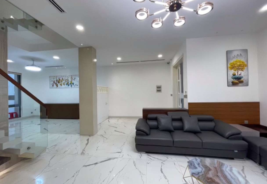 Bán nhà mặt tiền nội khu 1 khu nam viên, P. Tân phú Q7